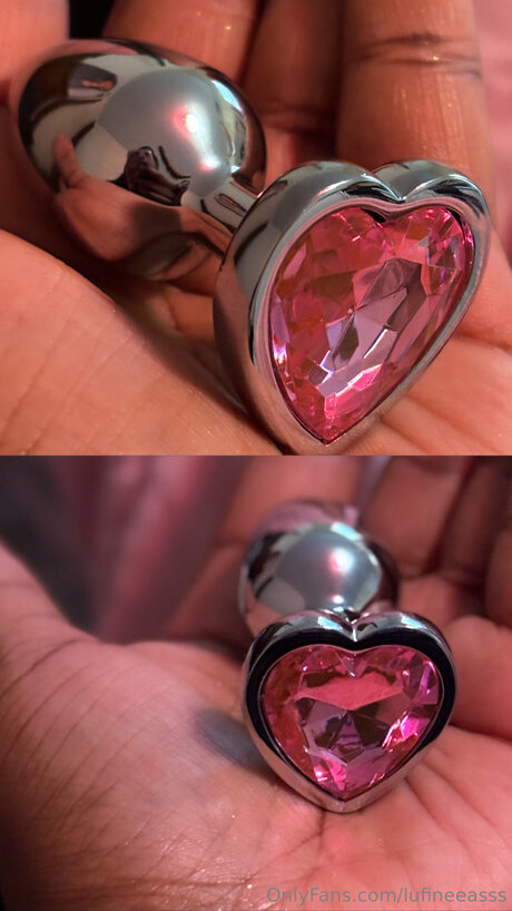 Lufineeasss セックスモデル 写真