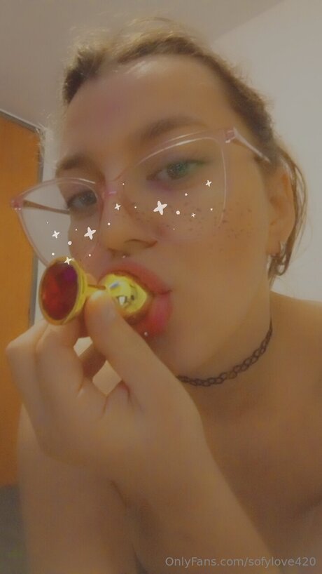 Sofylove420 ポルノスター エロティック 写真