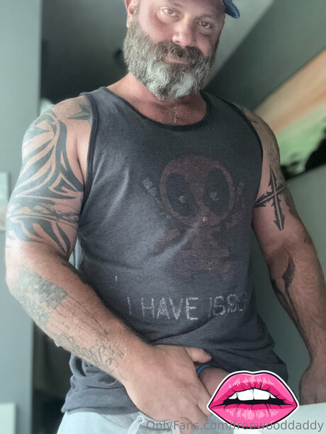 Freewooddaddy 裸のモデル 画像