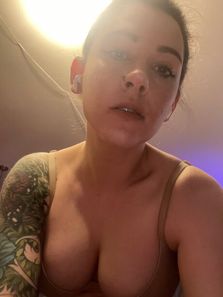 Indieroselive ホット女優 画像