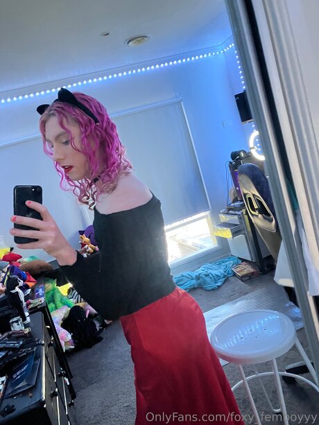 Foxy Femboyyy アートモデル 写真