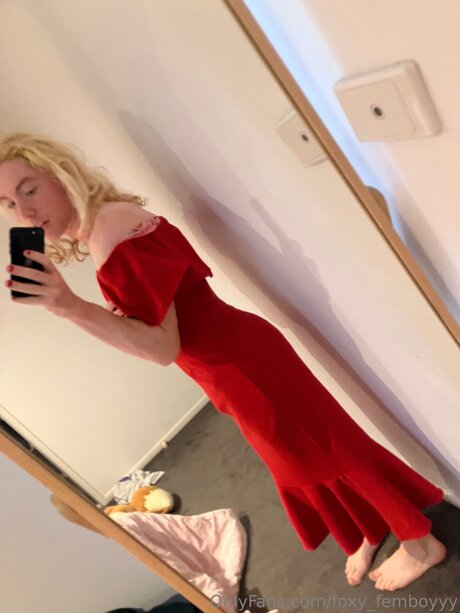 Foxy Femboyyy アートモデル 画像