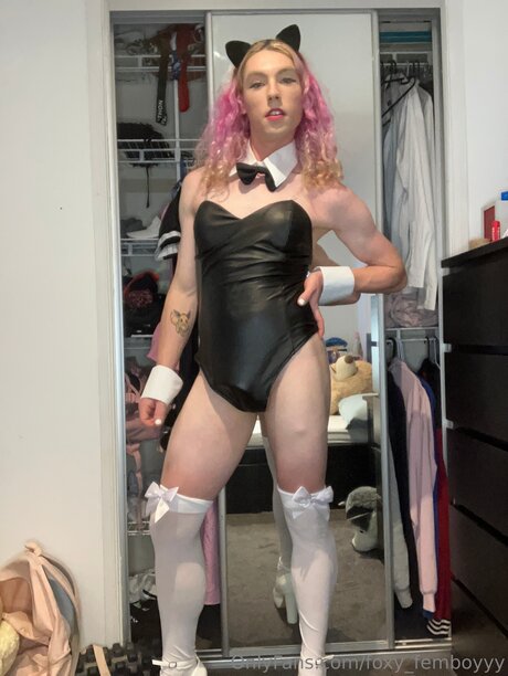 Foxy Femboyyy セックスモデル ギャラリー