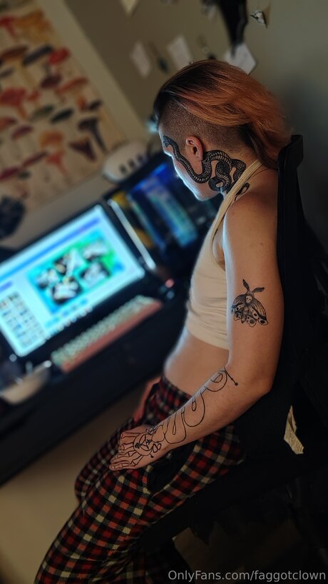 Faggotclown profile image