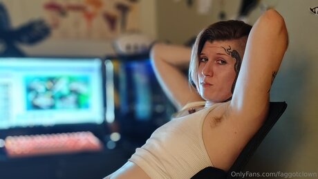 Faggotclown セックスモデル 写真