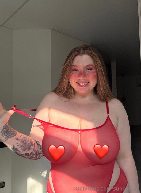 Sunnyfoxy セクシーモデル 写真