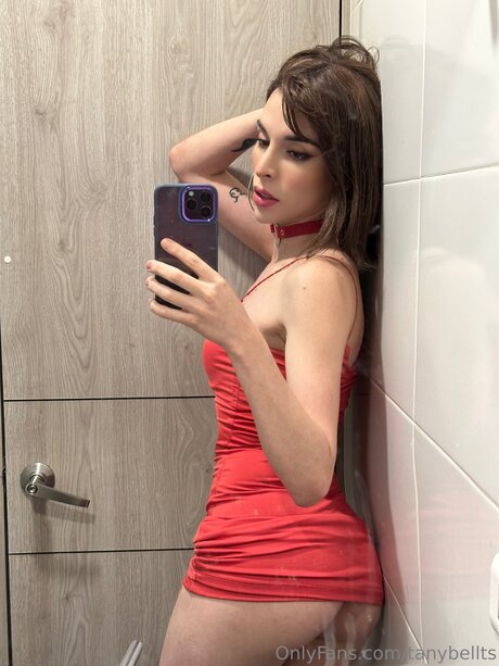 Tanybellts xxxポルノスター 写真
