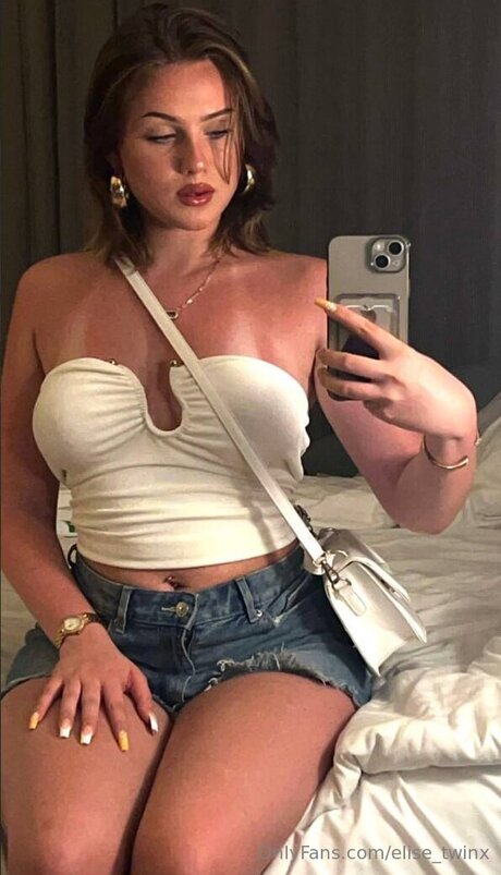 Elise Twinx 完璧なスター 写真