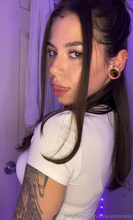 Aalyiahtorress 美しい女優 画像