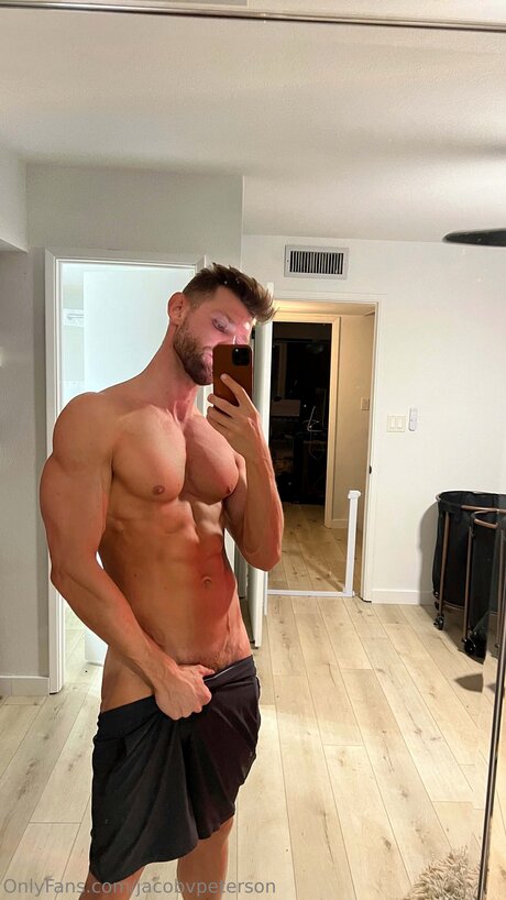 Jacobvpeterson ポルノスター ヌード 写真