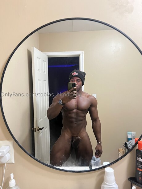 Tobias Himdonny ポルノモデル 写真