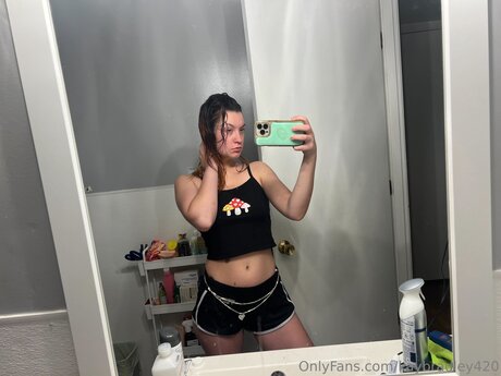 Kaybradley420 ポルノスター 写真