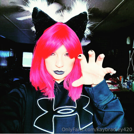 Kaybradley420 xxxポルノスター 写真