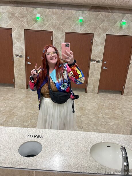 Jamieshrinersings セックス女優 写真