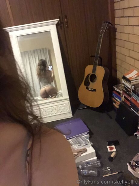 Skellyellie ヌードモデル 写真