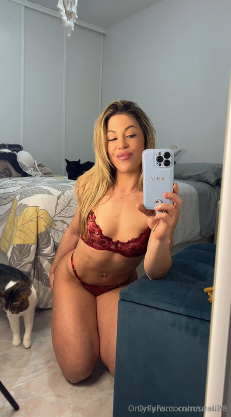 Rosealina 完璧なスター 写真