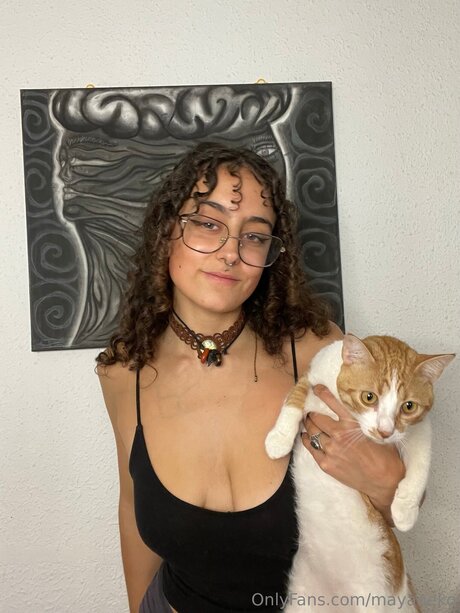 Maya Morocha セクシーなスター 写真