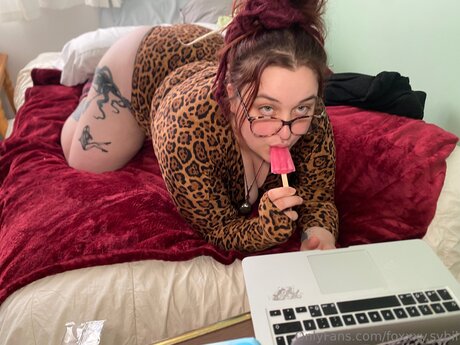 Foxxxy Sybil セクシーモデル 画像