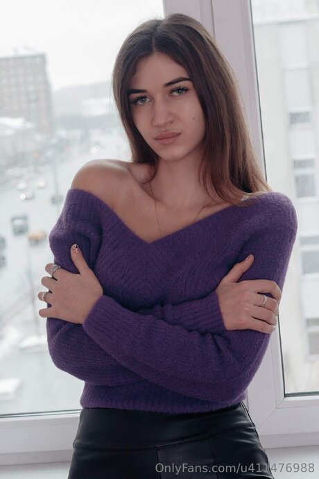 Zizifus1 ポルノ女優 写真