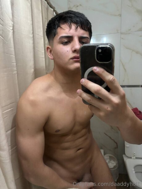 Daaddyhott ホットなポルノスター 写真