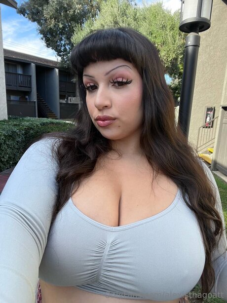 Alexisthagoatt 美しい女優 画像
