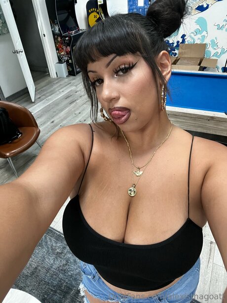 Alexisthagoatt 高品質のポルノスター 写真