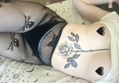 Crybabyleafree 最高のスター 画像
