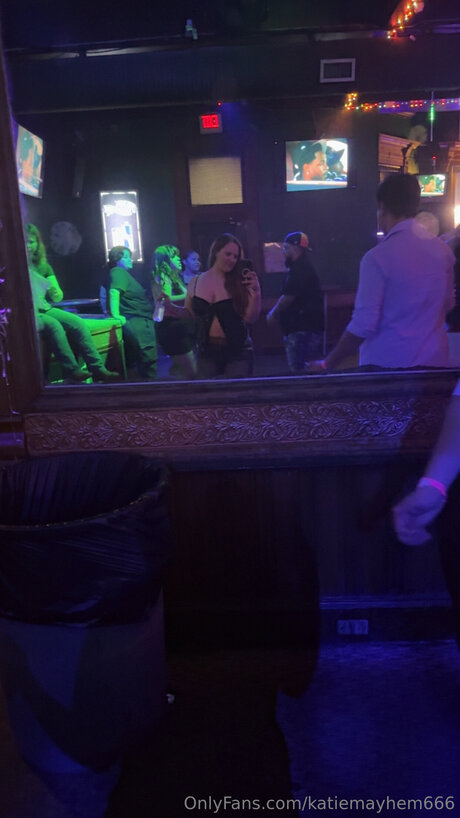 Katiemayhem666 ヌードモデル 写真