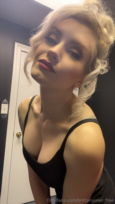 Brittanyjean Free ポルノスター ベスト 写真