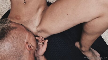 Iitu Xx セクシーなポルノスター 写真