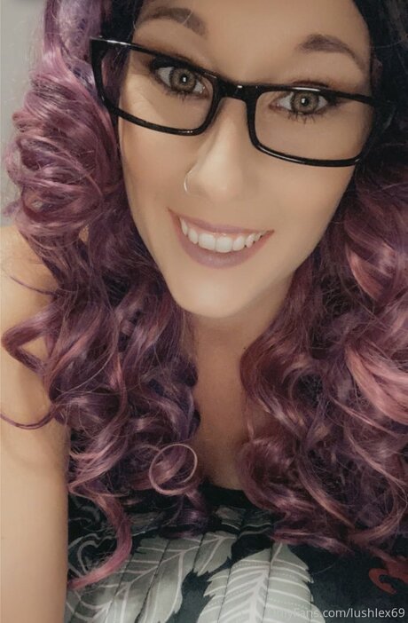 Lushlex69 ポルノスター 写真