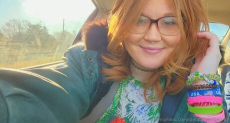 Stephanienlgeorge HD女優 アーカイブ