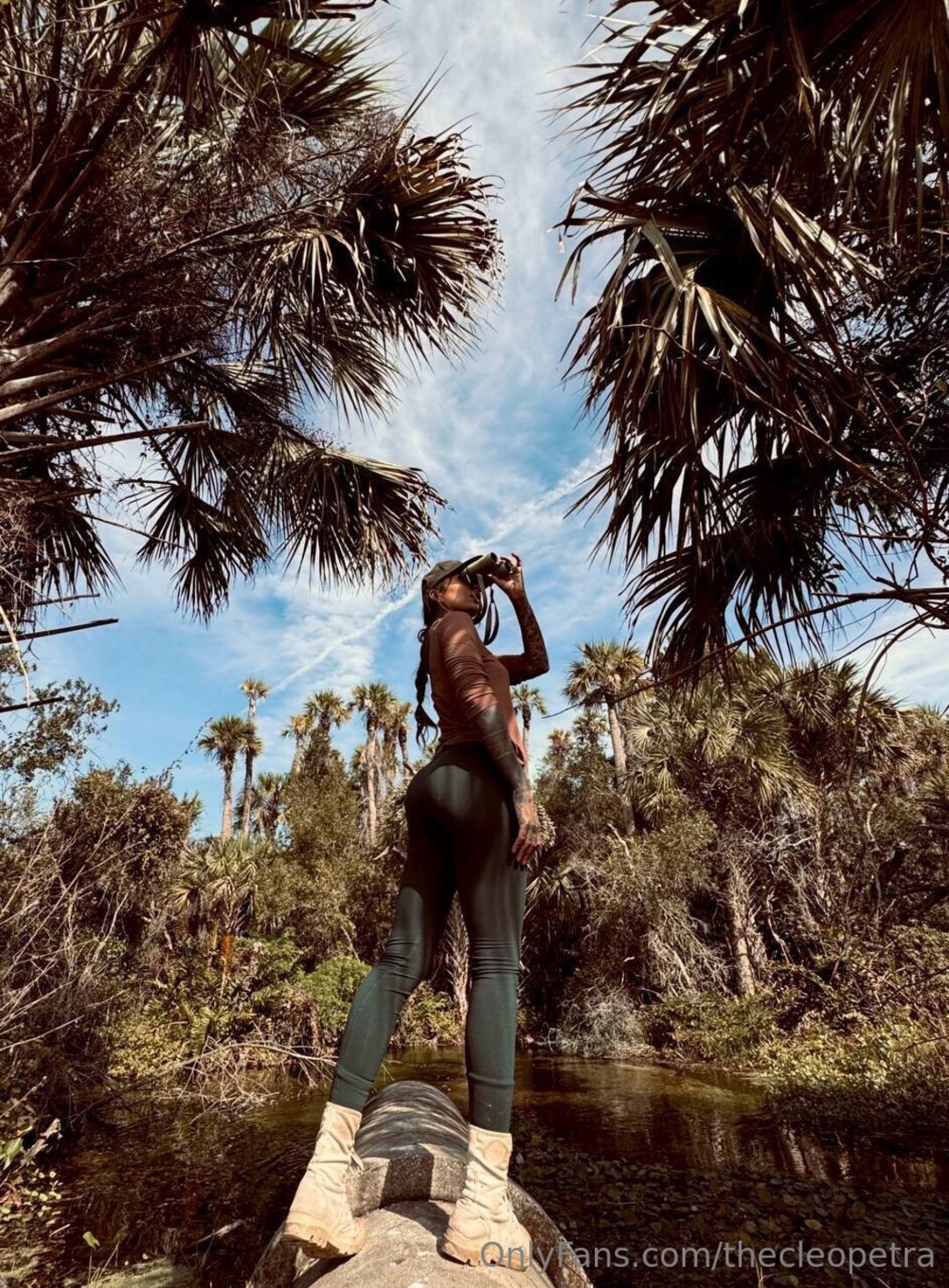 Thecleopetra ヌード女優 ギャラリー