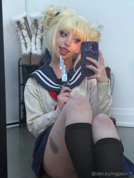 Decayingpeach 完璧なポルノスター 写真