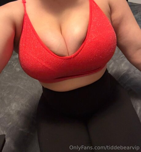 Tiddebearvip 最高のモデル 画像