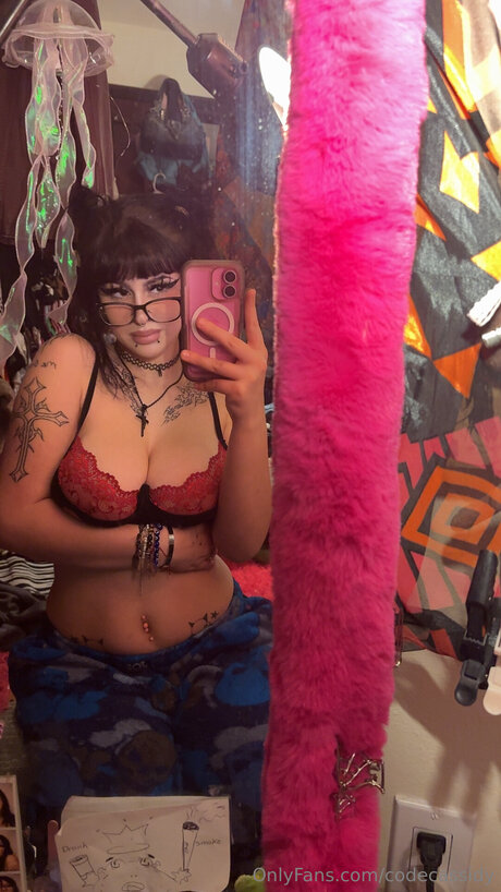 Codecassidy 美しいモデル 写真