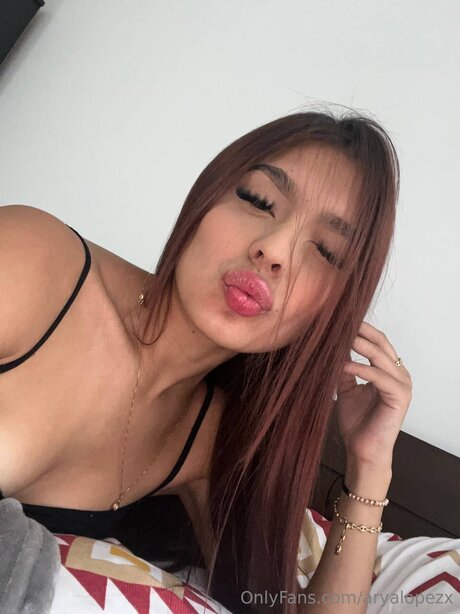 Aryalopezx 完璧な女優 写真