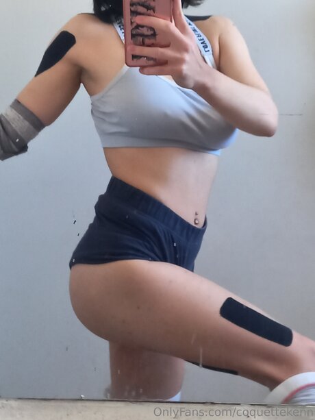 Coquettekenn 完璧なスター 写真