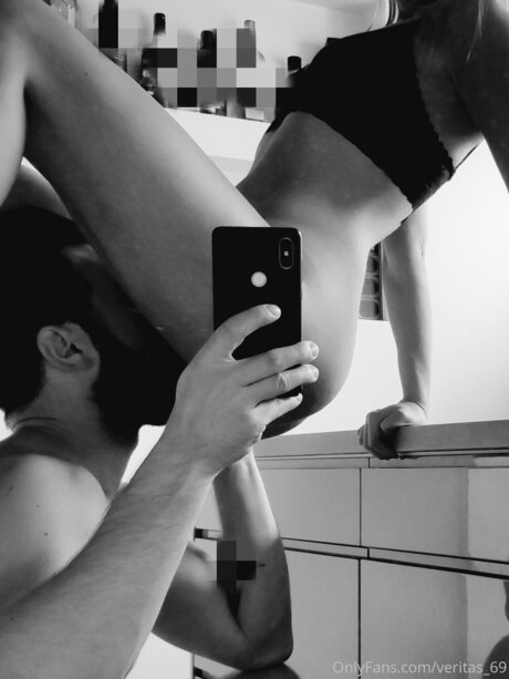 Veritas 69 ポルノスター 高品質 写真