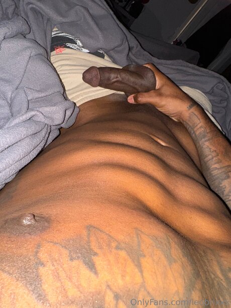 Leobrixxx ヌードモデル 画像