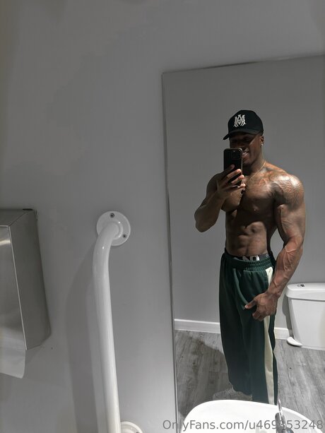 Jamal James122 かわいいモデル ギャラリー