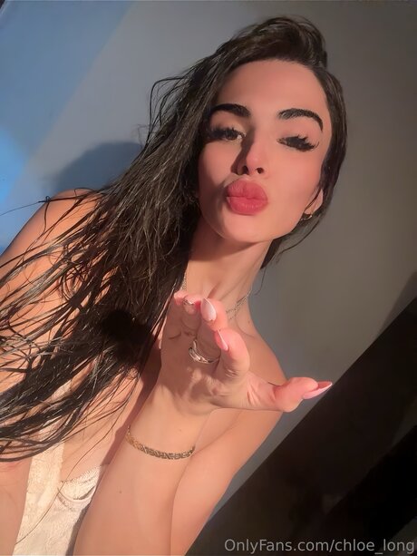 Chloe Long 独占スター 写真