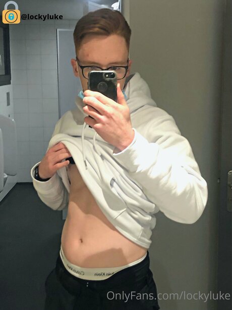 Lockyluke セックススター 写真