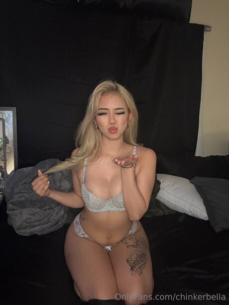 Chinkerbella アートモデル 写真