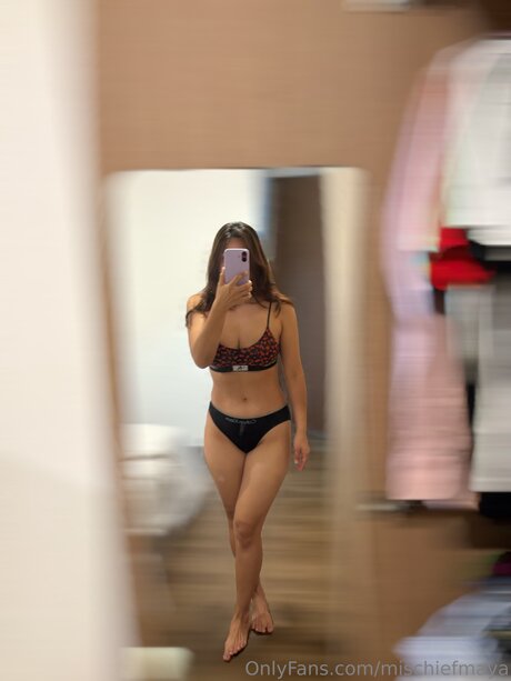 Mischiefmaya 裸モデル 写真