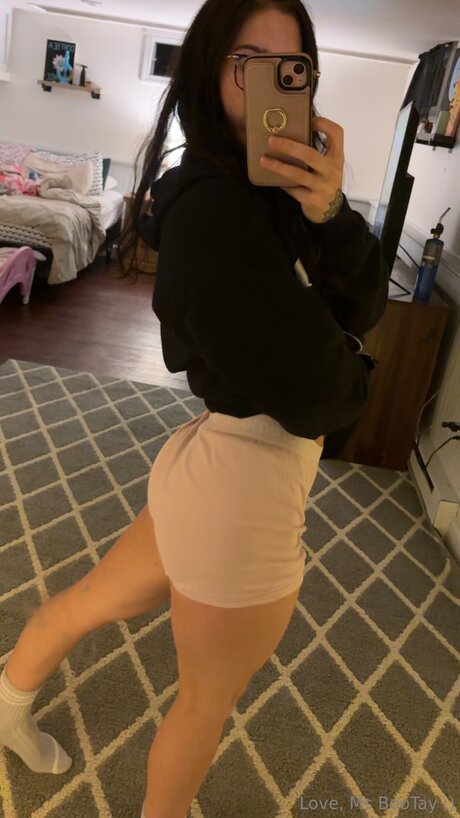 Msbootay xxxスター 写真