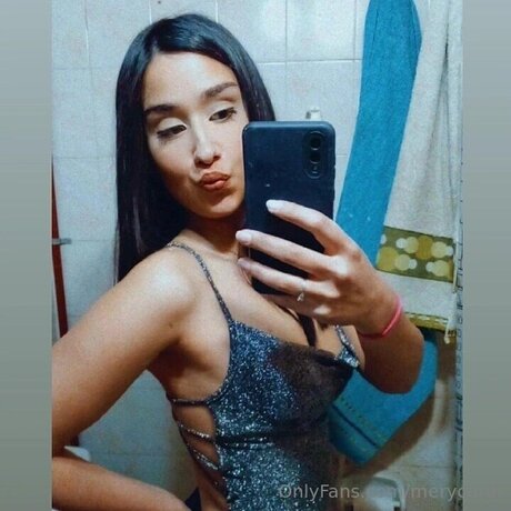 Merycardi 無料モデル 写真