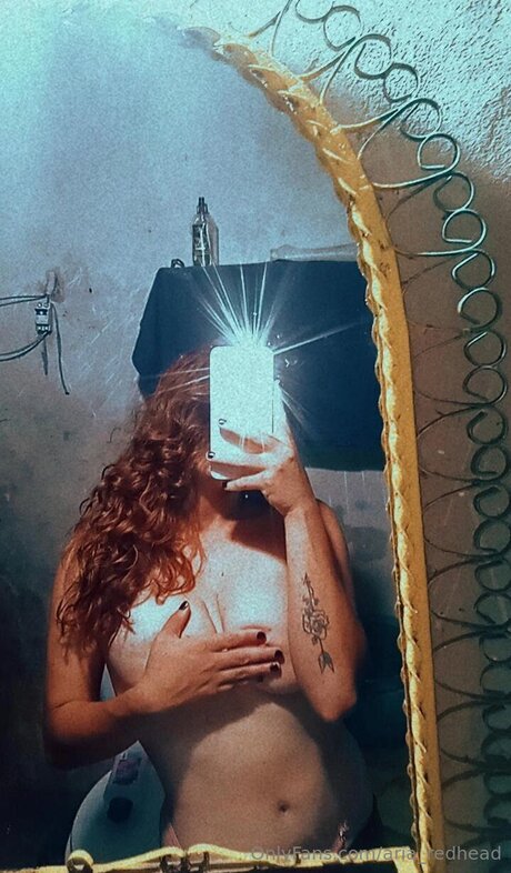 Aria Redhead 素敵なモデル 写真