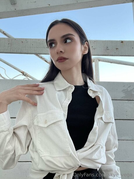 Skye Vega 美しいスター 画像