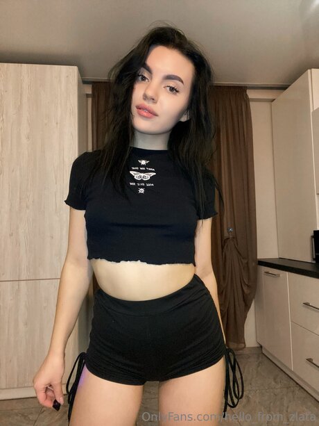 Hello From Zlata ポルノスター パーフェクト 写真